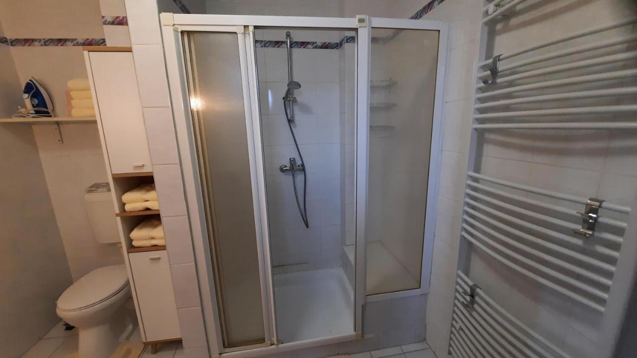 Balaton Legendaja Apartman Siofok Ngoại thất bức ảnh